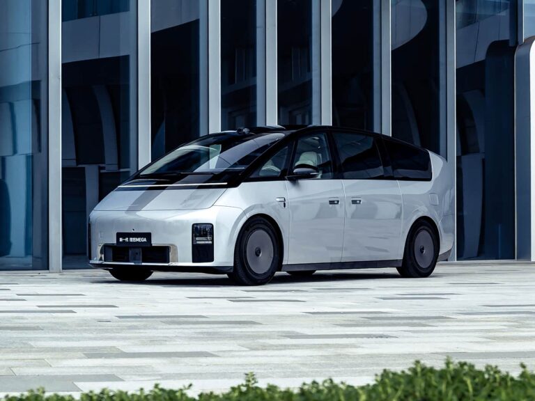 2026 LI AUTO MEGA